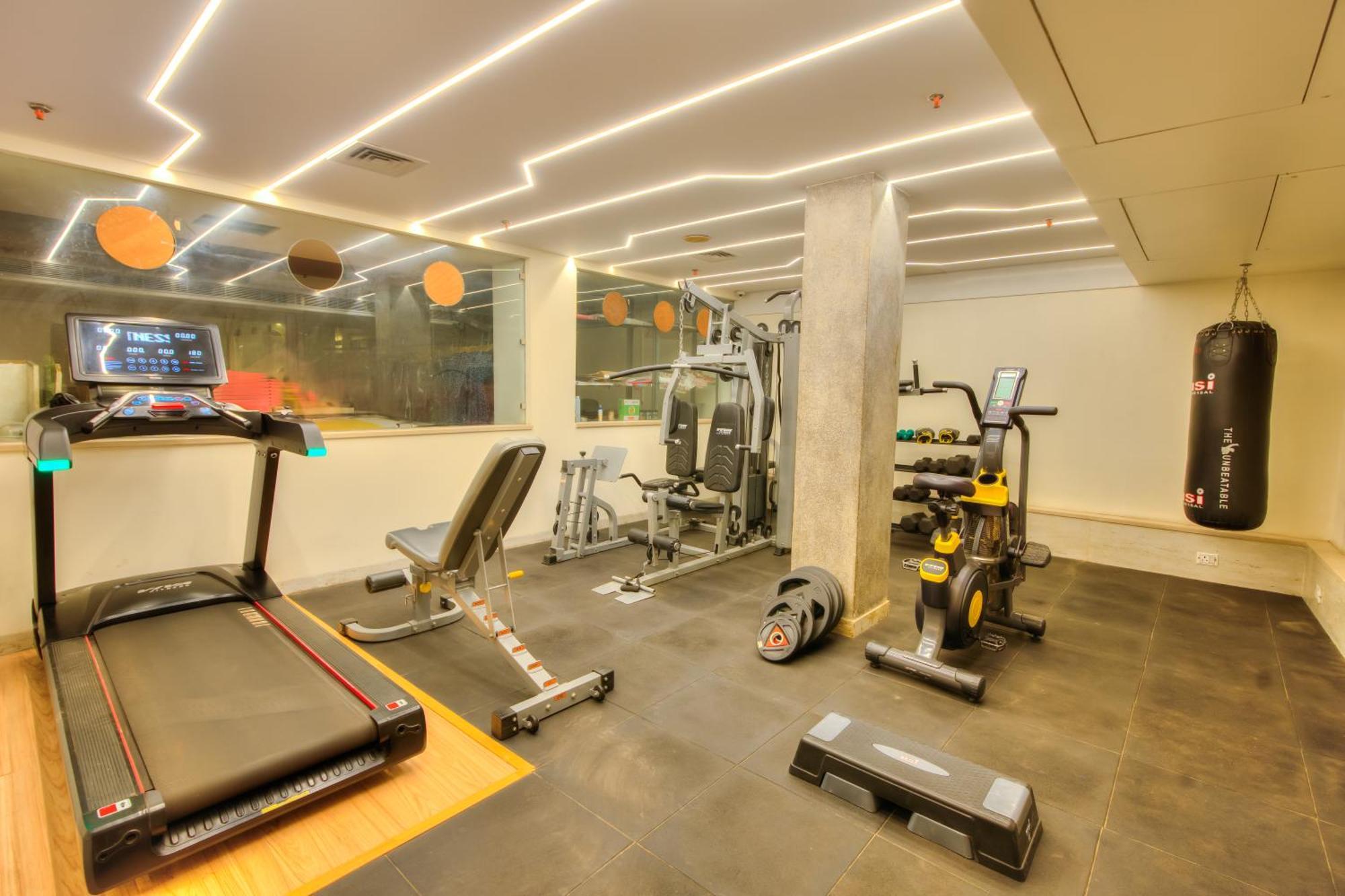 Empire Suites, New Delhi Extérieur photo