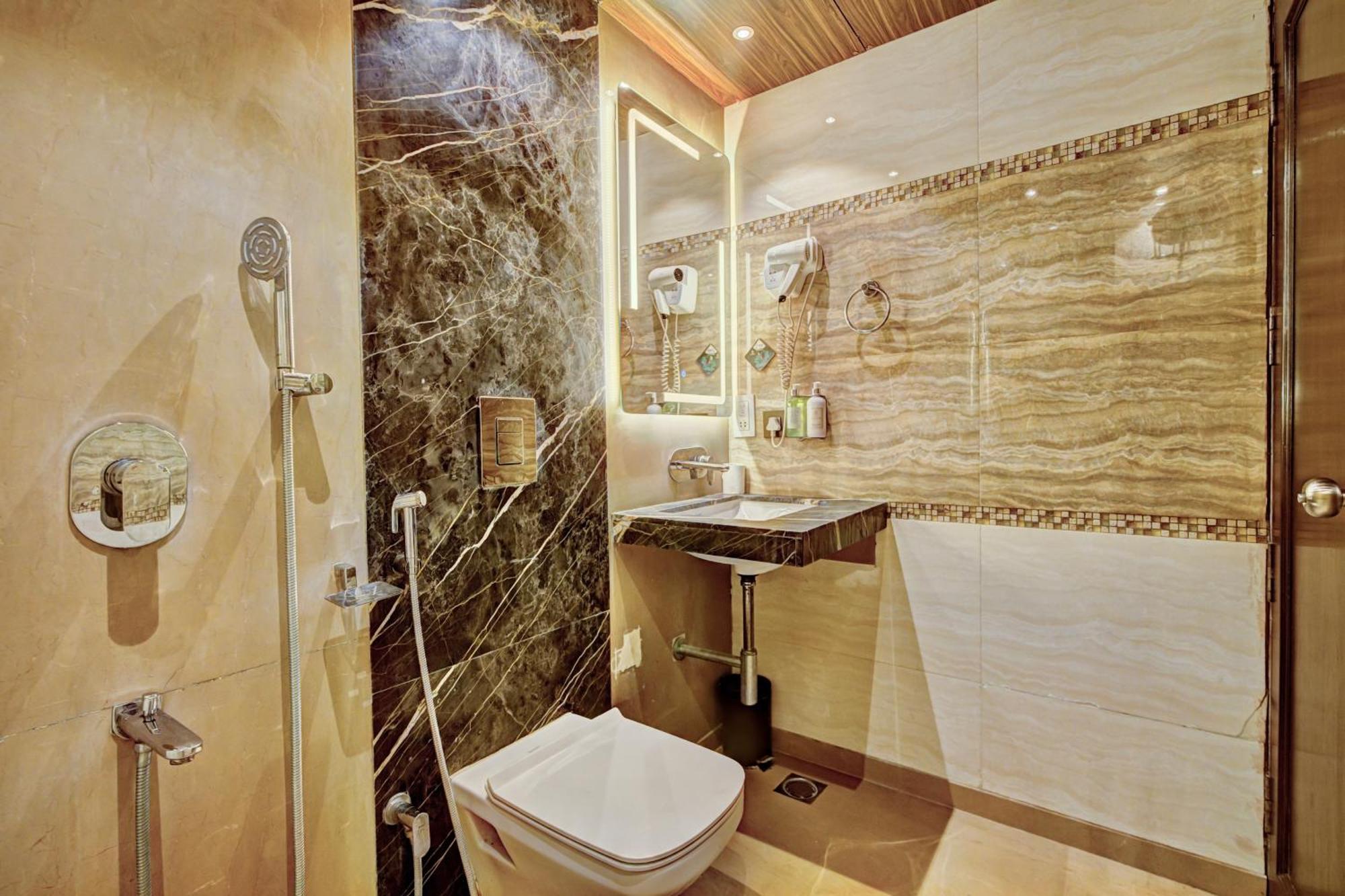 Empire Suites, New Delhi Extérieur photo
